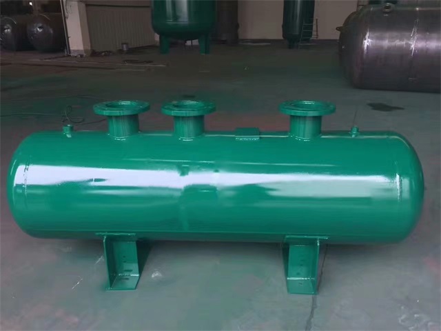 法库法库法库蒸汽分气缸